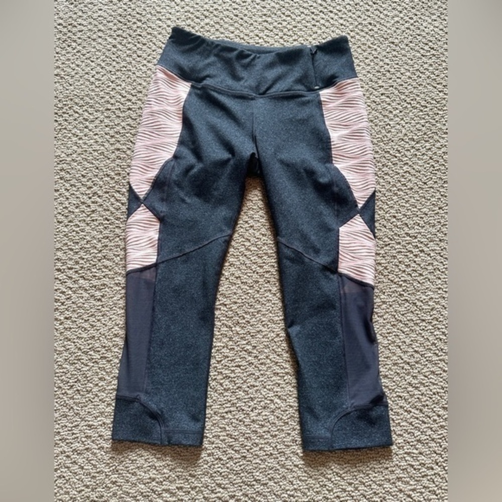 CALIA by Carrie Underwood cropped mesh leggings
